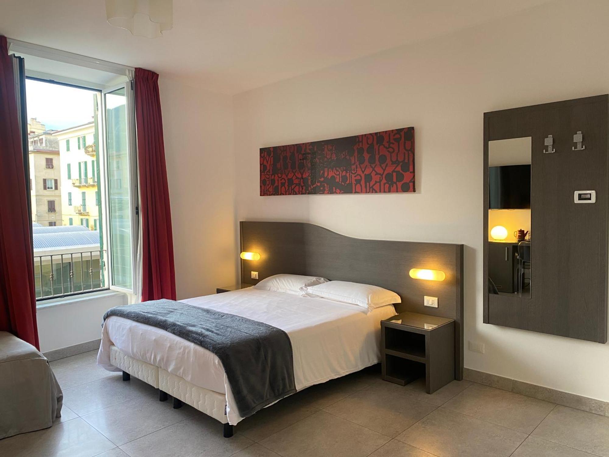 54 Rosselli Rooms 斯培西亚 外观 照片