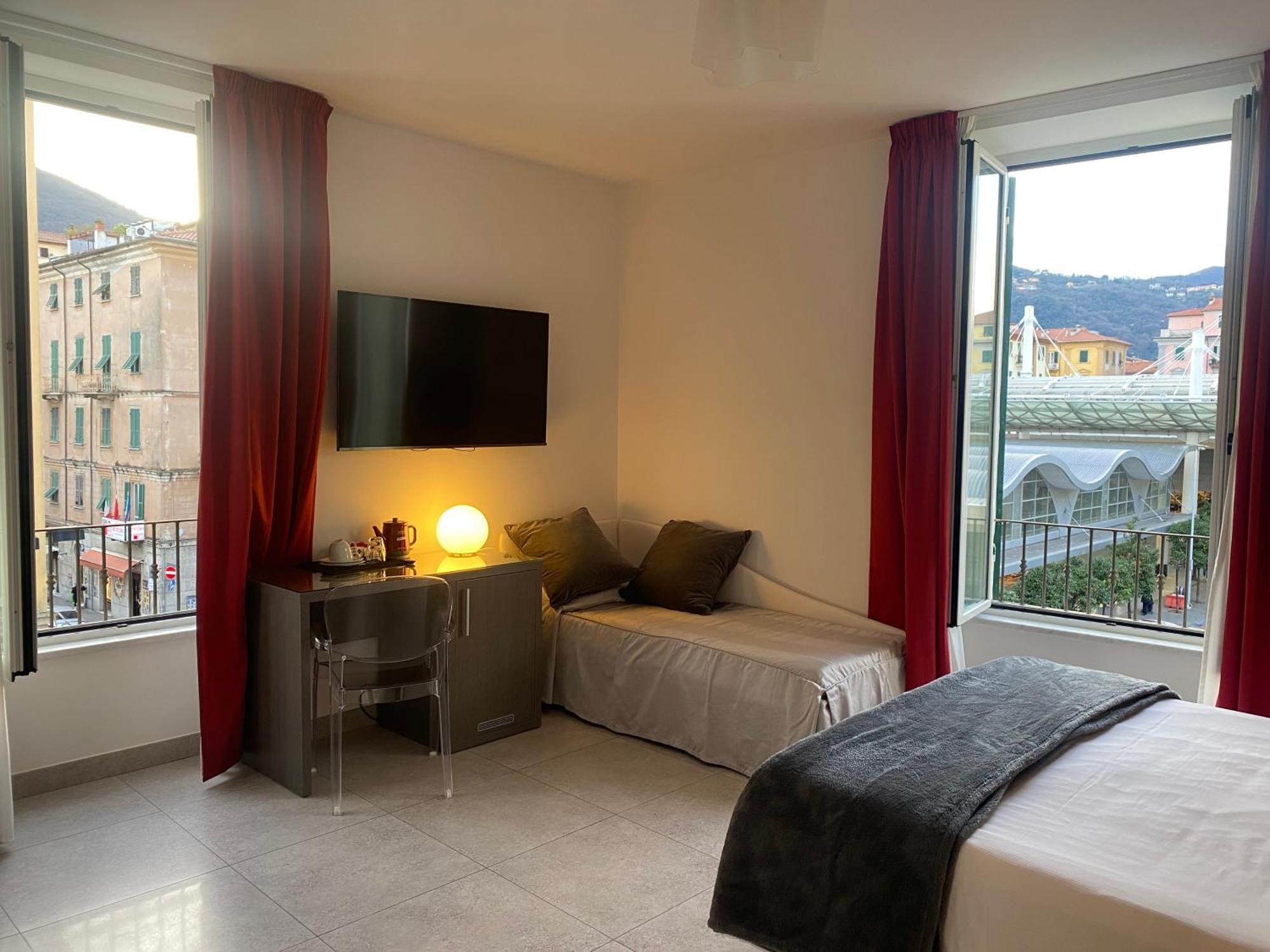 54 Rosselli Rooms 斯培西亚 外观 照片