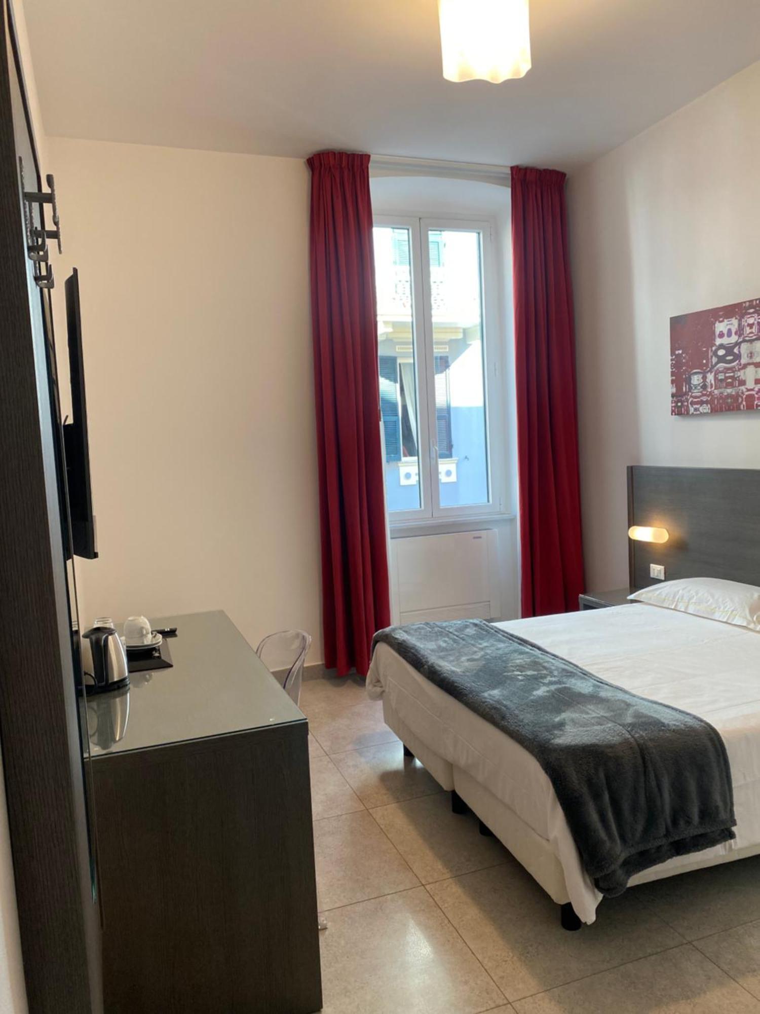 54 Rosselli Rooms 斯培西亚 外观 照片